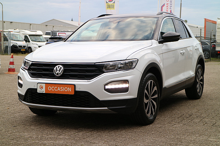Volkswagen T-Roc 1.0 TSI Style | LED | Adaptive Cruise | Lane Assist |