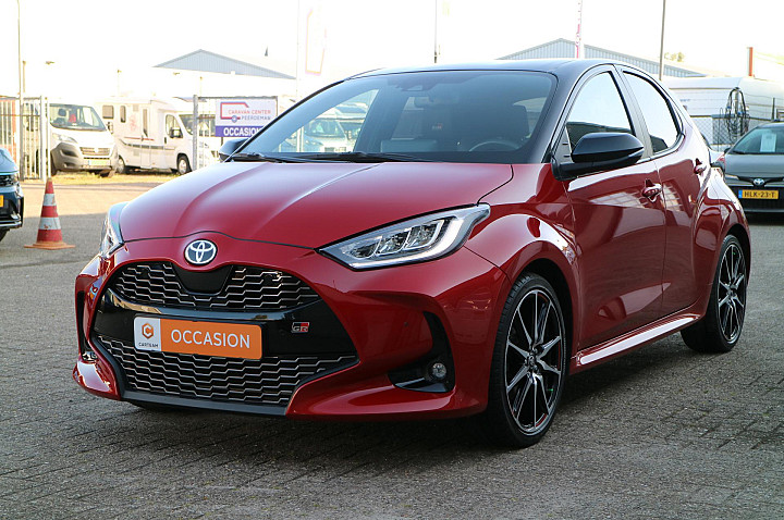 Toyota Yaris 1.5 Hybrid GR Sport | Automaat! | Navi | Carplay |
