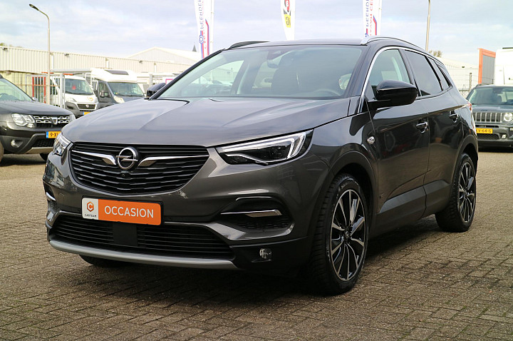Opel Grandland X 1.6 Turbo Hybrid Ultimate | PHEV | Weinig KM! | Goed onderhouden! |