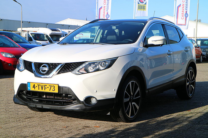 Nissan QASHQAI 1.2 Tekna | Panorama | trekhaak! |