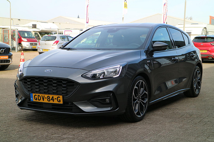 Ford Focus 1.0 EcoBoost ST Line | LED | 18 inch! | Goed onderhouden! |