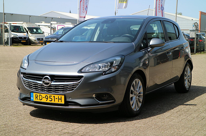 Opel Corsa 1.4 Innovation | Automaat | Carplay | Goed onderhouden! |